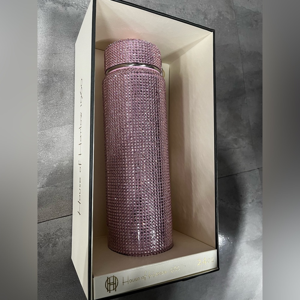 *NEW* House of Harlow 24 oz Pink Rhinestone Water Bottle